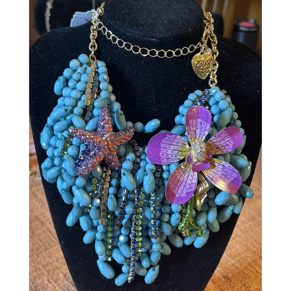 Betsey Johnson Mermaid Jewels Sea Life Beaded Statement Necklace Orchid Starfish